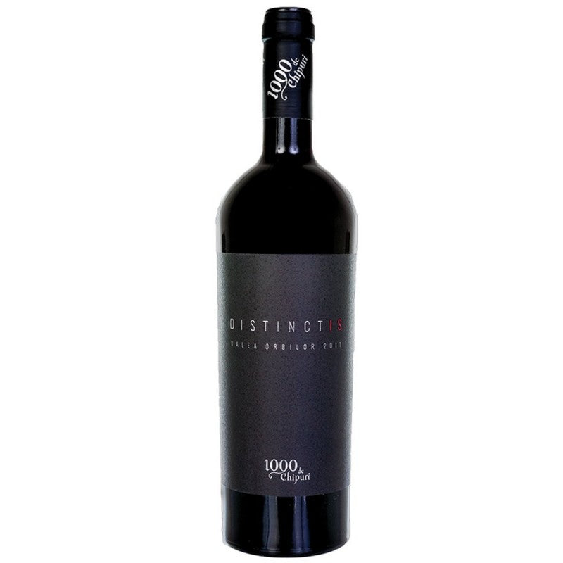 1000 De Chipuri Distinctis 2017, vin roșu sec, din Dealu Mare, cu arome de fructe negre și condimente, 14,9%.