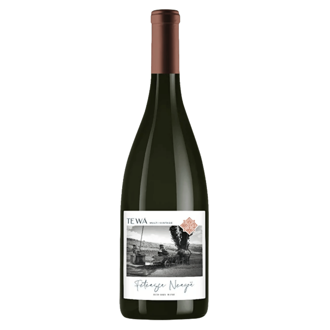 TE WA Wines Fetească Neagră Multi-Vintage, vin roșu autohton cu aromă de fructe negre și condimente.