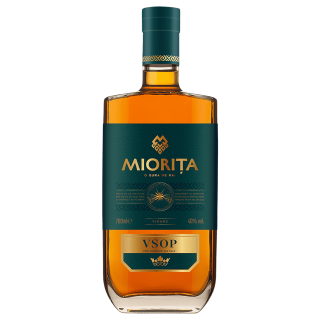 Beciul Domnesc Vinars Miorita VSOP, băutură românească maturată în stejar cu note de vanilie și fructe uscate