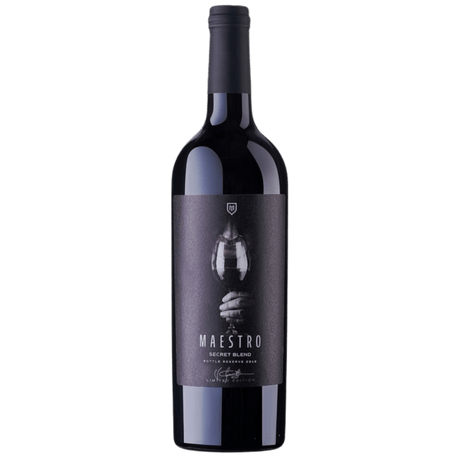 Republica Moldova Maestro 2023, vin roșu sec cu note de fructe negre și condimente.