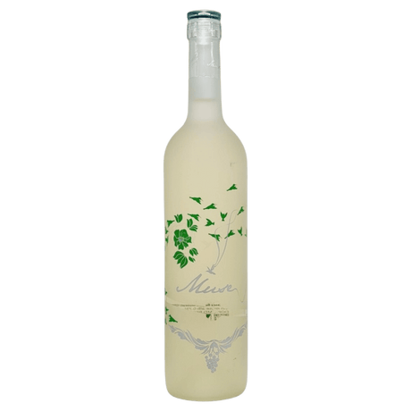Recas Muse White Demisec, vin alb din soiul Fetească Regală, cu arome florale și fructate, ideal pentru mese lejere și aperitive