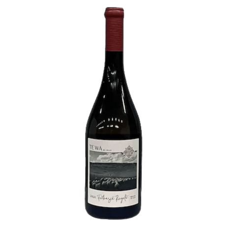 TE WA Wines Feteasca Regala, vin alb sec din Moldova, cu arome de flori și fructe proaspete.