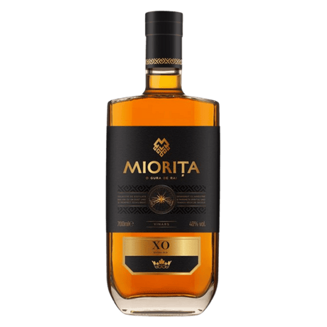 Vincon Vinars Miorita XO, distilat maturat 12 ani, cu arome de fructe confiate și vanilie.